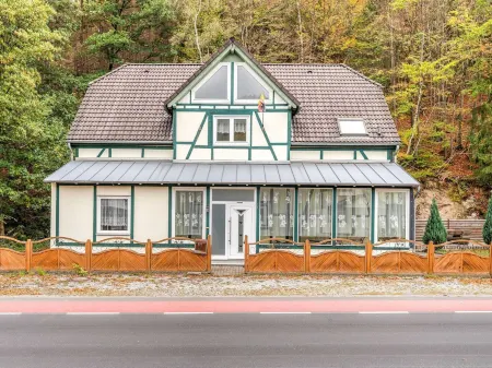 Premium Holiday Home in Brilon-Wald Near Ski Area Отели в г. Брилон
