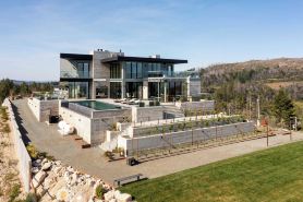 Belleza by AvantStay Hilltop Mansion w Pool Panoramic Views Ultra Modern Interior
