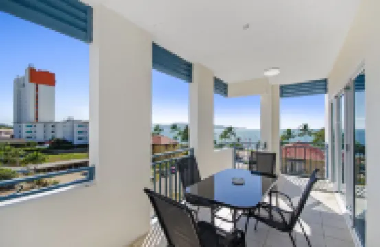 Madison Ocean Breeze Apartments