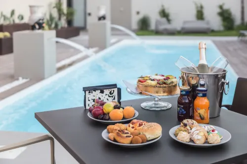 giafra luxury rooms Hotels in San Leone