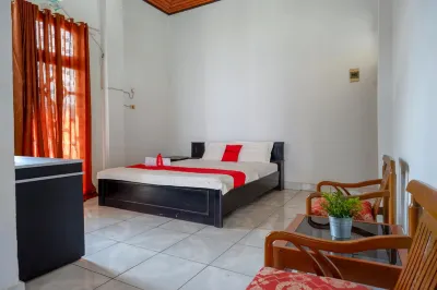 RedDoorz @ Hotel Horas Palopo