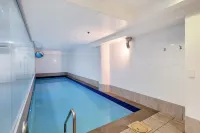 Chic 3 Bedroom City Central with Parking - Private Pools