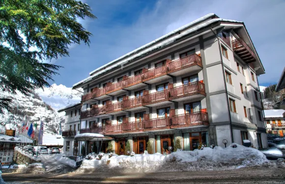 克萊斯特艾特杜克酒店