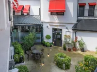Hotel Forty One Hotels near Bucharest Old Town