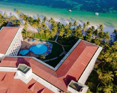 Mombasa Continental Resort Hotels in Shanzu