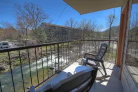 Creekstone Inn - Scenic