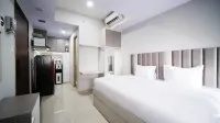 Grand Dharmahusada Lagoon Apartment