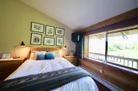Flat Fish Lodge B&B and Event Center