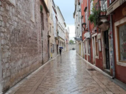 Victoria Spire Center of the Old Town Hotel di Zadar