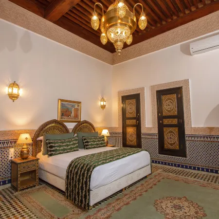 Riad Myra