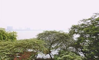 Hanoi Home 2 - Lake View Apartment