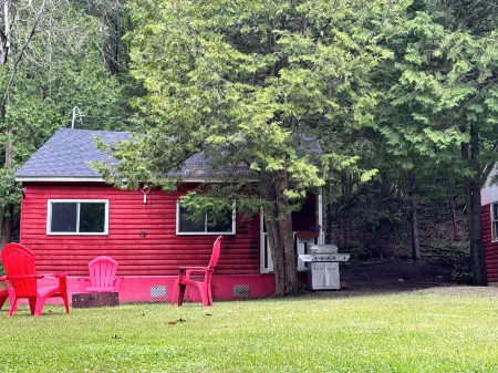 Lakefront Hideaway Resort