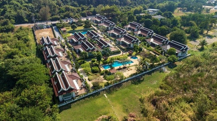 รูปภาพของเธอร์ตี้ดีกรีอินเฟบัวรี เขาเต่า หัวหิน