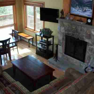 The Townhomes at Bretton Woods Rooms