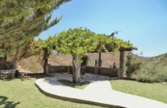 มีเปิ้ลรีสอร์ท