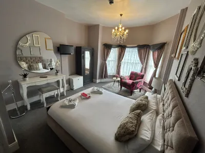 The Lyndhurst Guest House Hotels in Great Yarmouth