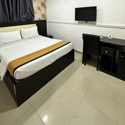 Msquare Hotel Gra Hotels near J bloomify Nail | Beauty Spa