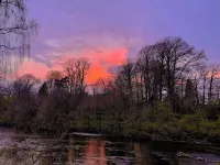 Lodge with River View - Sleeps 6 - Pet Friendly - Pysäköinti