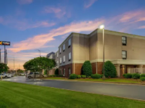 牛津 I-20 公路 188 號出口舒適全套房酒店 牛津酒店