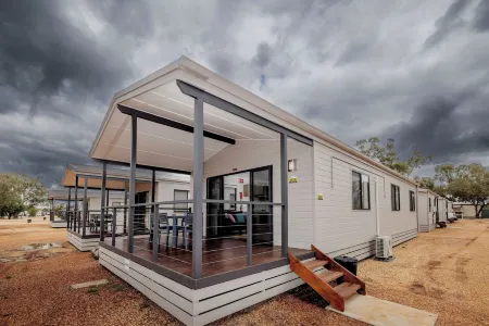 Big4 Opal Holiday Park Отели в г. Лайтнинг-Ридж