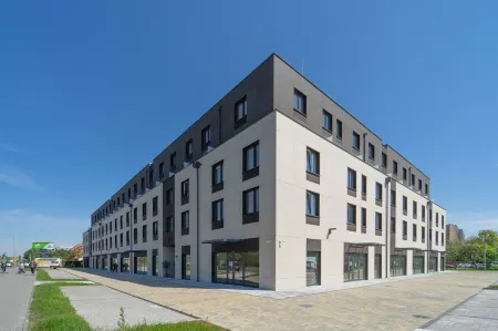 Milo Aparthotel Отели рядом с достопримечательностью «Archive Wroclaw University of Technology»