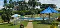 Cabanas Cafeteras Cerritos Hotels in Cartago