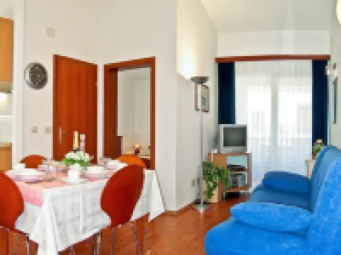 빌라 미데아 수페타르 호텔