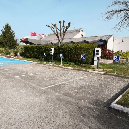 Ibis Saintes