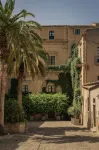 Mr & MRS Smith Seven Rooms Villadorata