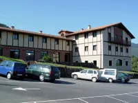 Hotel Ibaigune - parking