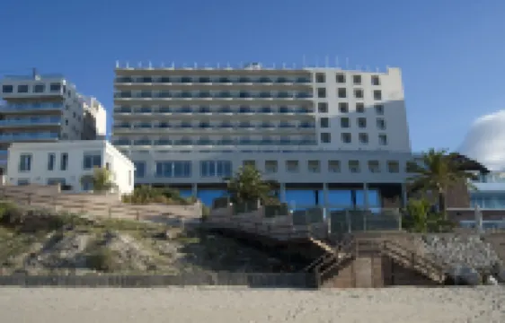 Hotel Bahía Calpe by Pierre & Vacances Hotel a 