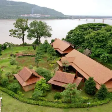 Arawan Riverside Hotel Отели в г. Паксе