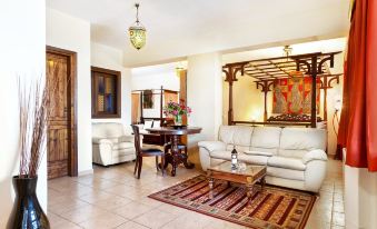 Akritas Ef Zin Villas & Suites