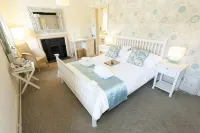 The Red Lion Hotels in Chippenham