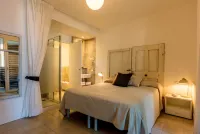Hotel Maximilian Hotels in Bardolino