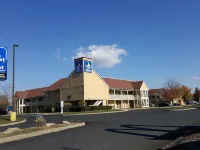 Travel Inn Motel Hotels in Hartford