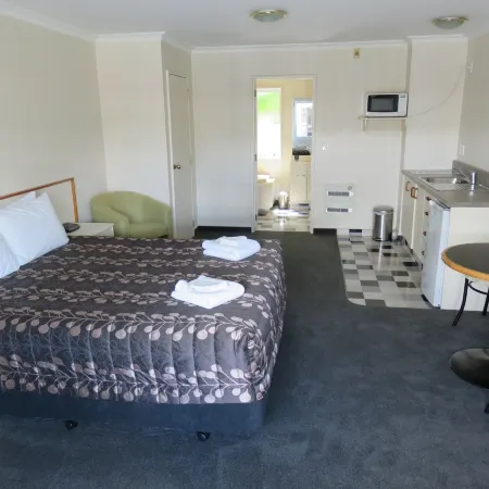 Admirals Motor Lodge