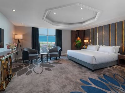 Warwick Al Jubail Hotel
