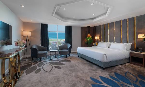 Warwick Al Jubail Hotel