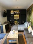 Willow Court Farm Studio West & Petting Farm, 8 Mins to Legoland & Windsor, 15 Mins to Lapland UK Hotels in Windsor