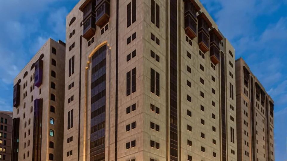 Golden Tulip Al-Zahabi