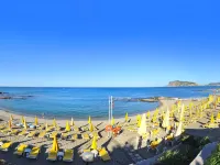 Grand Uysal Beach & Spa Hotel Các khách sạn ở Alanya