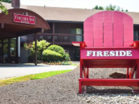 Fireside Inn & Suites Gilford Hotels in Gilford