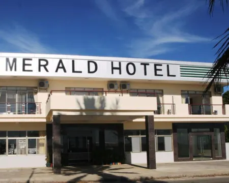 翡翠酒店及餐廳 湯加塔布島酒店