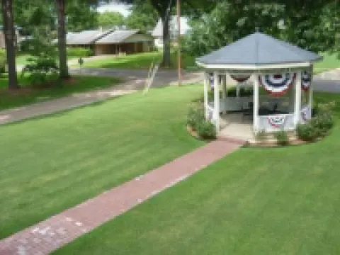 Delta Street Inn Hotels in Jefferson