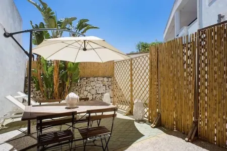 Biancaleuca Rooms & Suite Отели рядом с достопримечательностью «LEUCA MARINE»