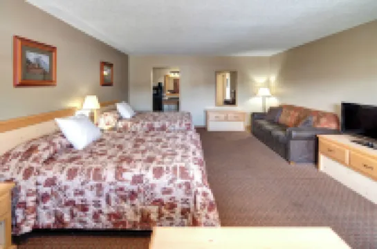 Rock Crest Lodge & Cabins