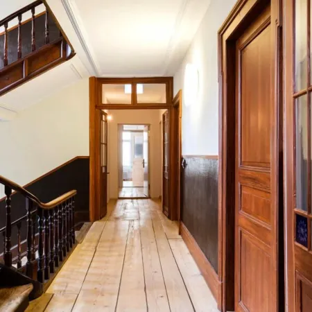 Top City Center Apartments Location Next to Lion Monument