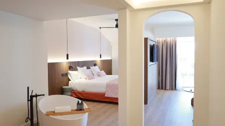 Seth Port Ciutadella