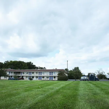 Motel 6 Elkton, MD